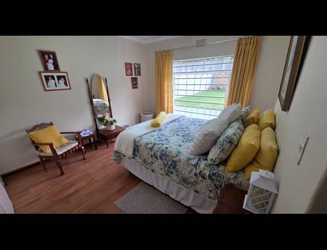 5 BEDROOM HOUSE FOR SALE IN BRACKENHURST